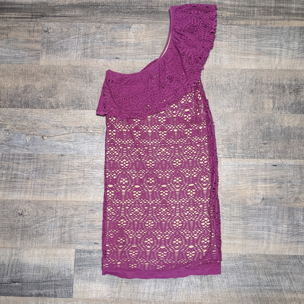 Bebe one shoulder mini dress size M